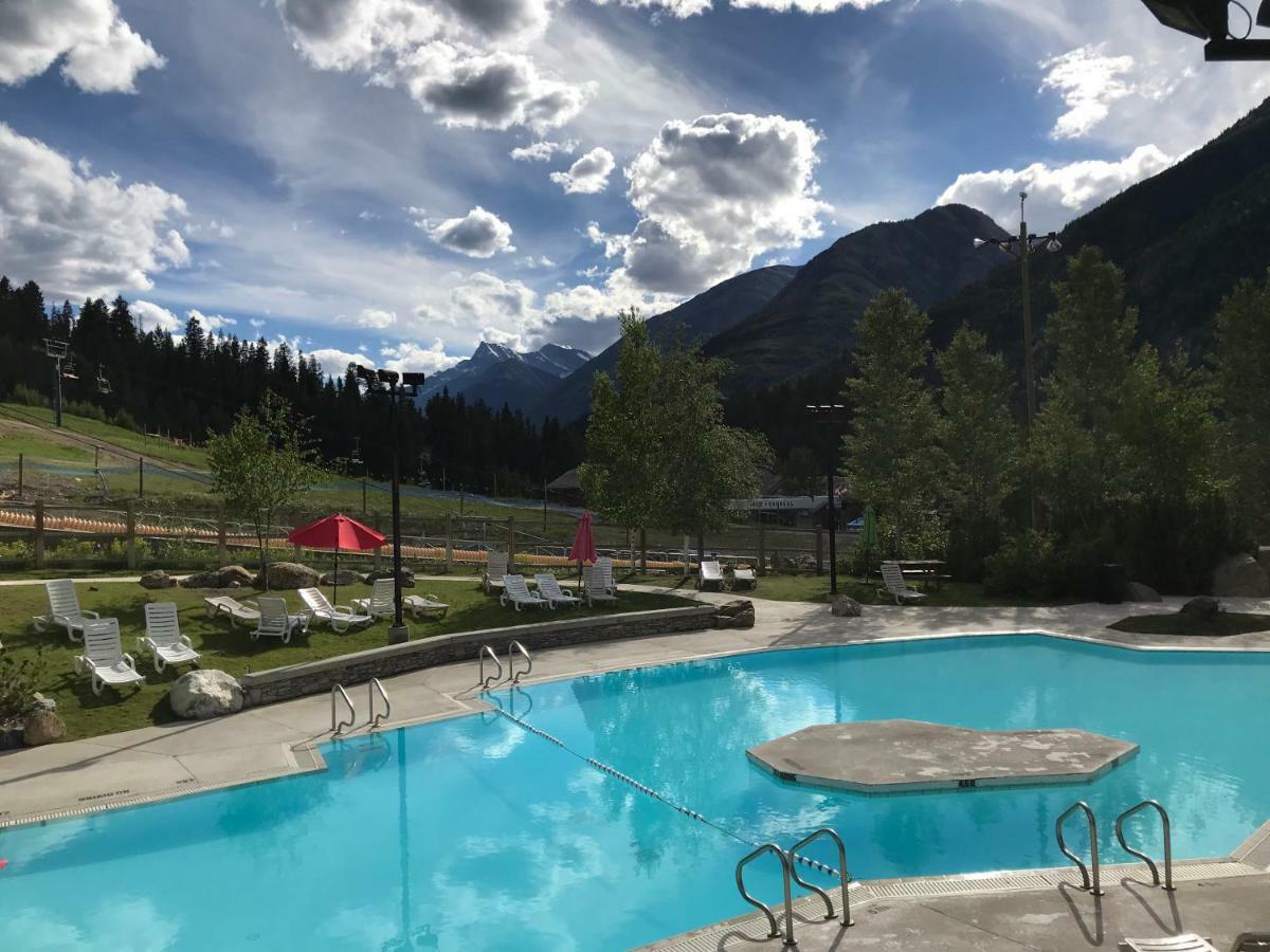 Mountain - Horsethief With Fairmont Creek Apartment
